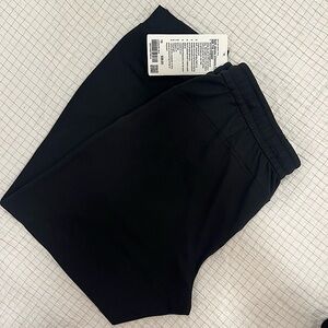 Lululemon Classic Fit Jogger